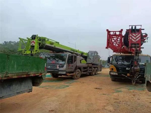 凌源市吊车出租_专业汽车道路救援